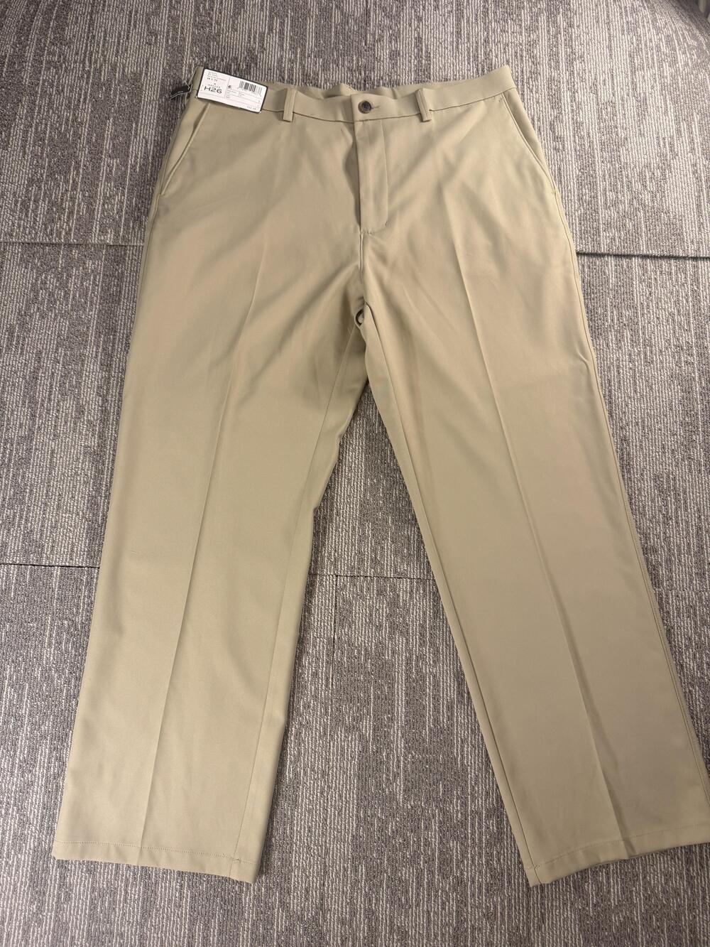Haggar H26 Dress Pants Mens 38x30 Beige Performance Slacks Classic Fit Stretch